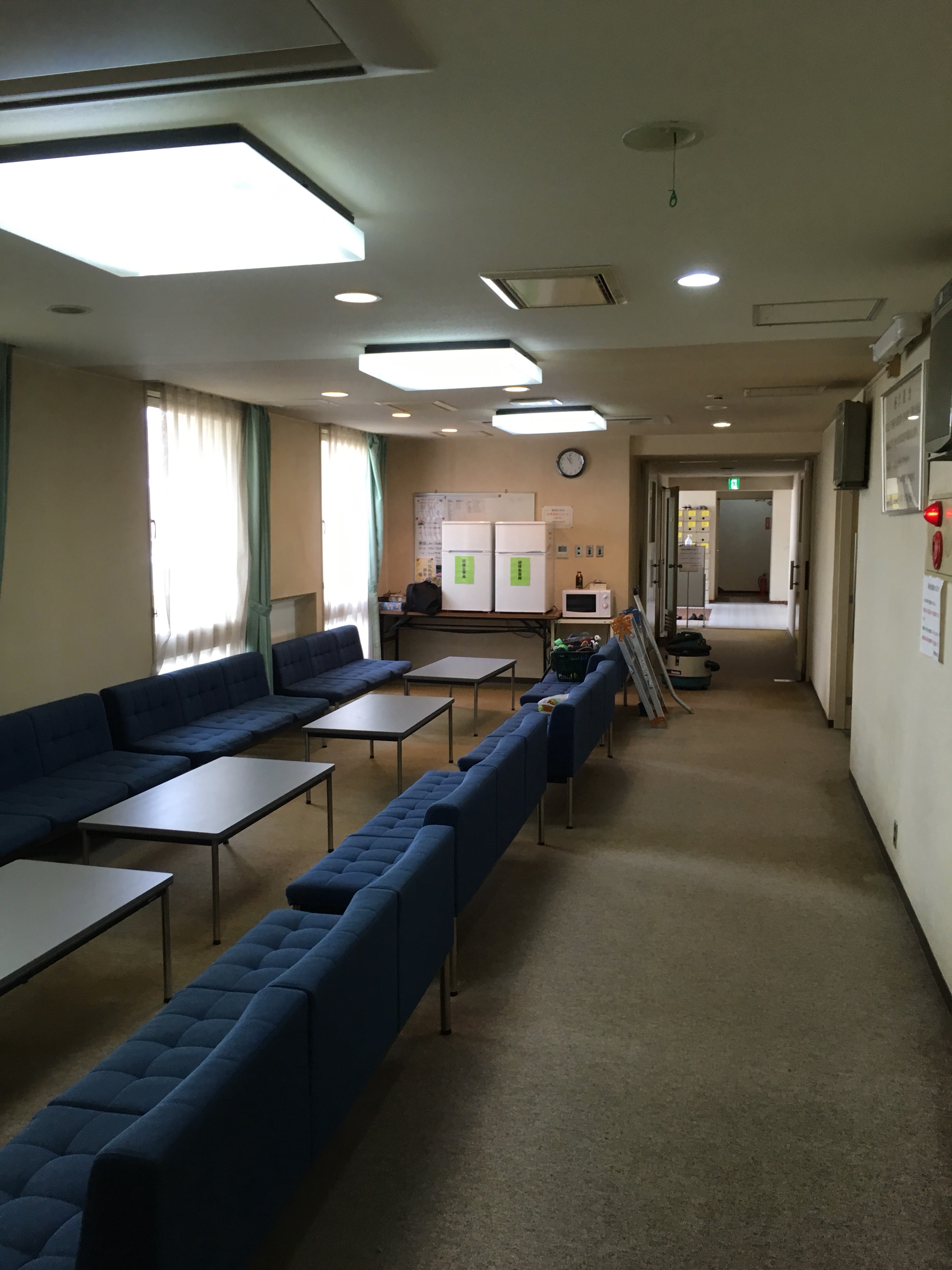 クロス・パンチカーペット工事